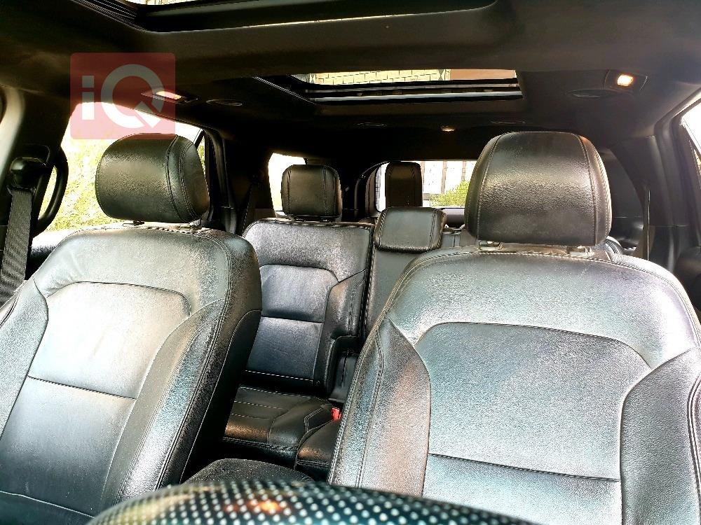 https://cdn.iqcars.io11f6f295-baf4-4914-9219-5849d59cc1dc_3.jpg